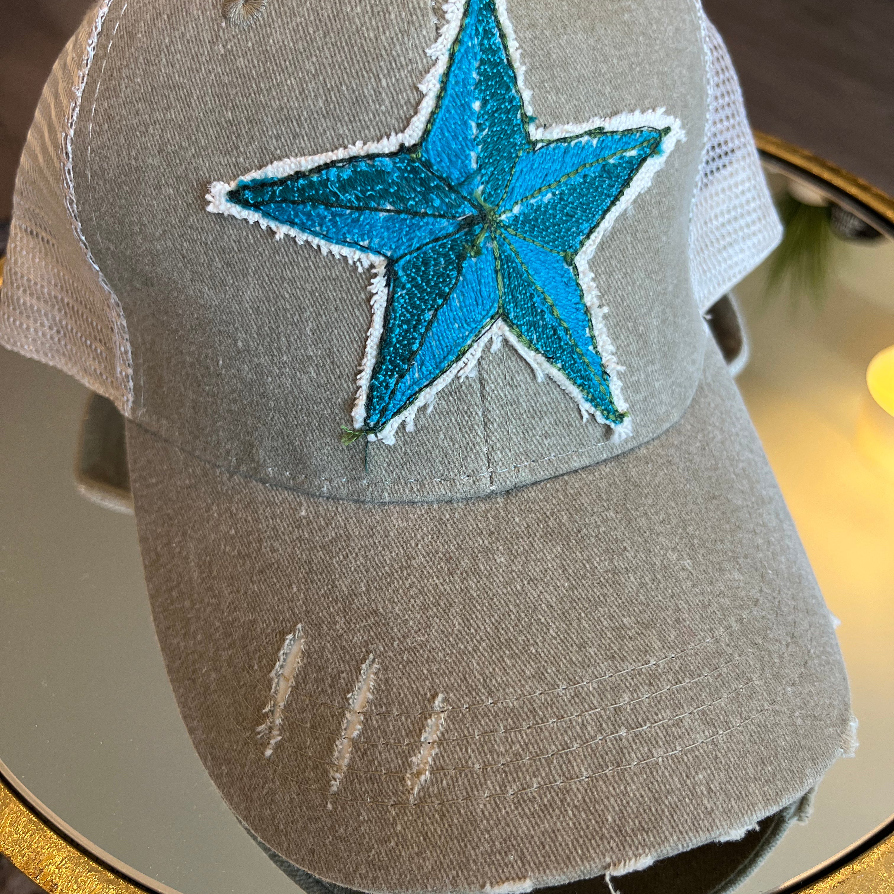 Blink Blink 'Vintage Tattoo' Trucker Hats